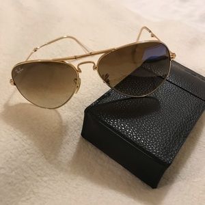 Ray-Ban Folding Aviator. RB 3479. Barely worn